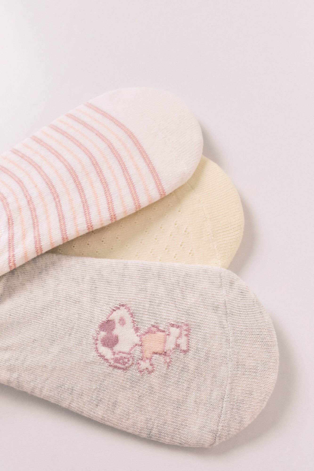 Women'secret Pack 3 calcetines invisibles estampados Peanuts