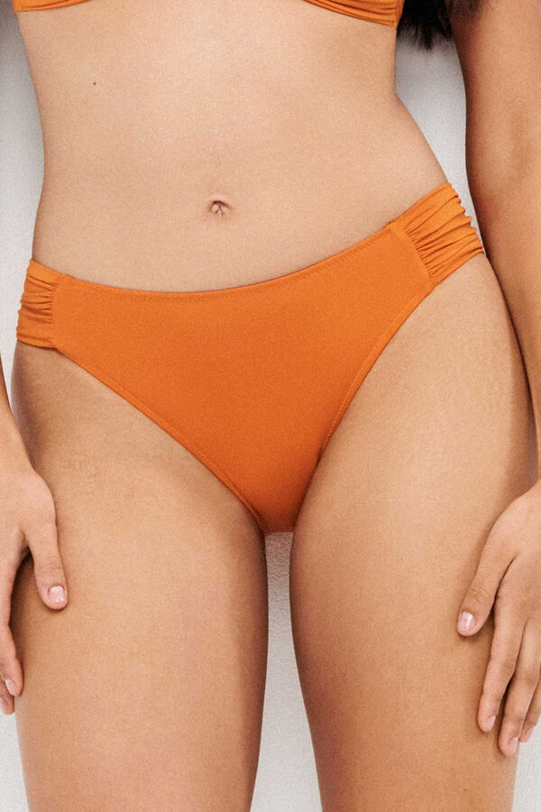 Gisela Klassischer Bikini-Slip Rot