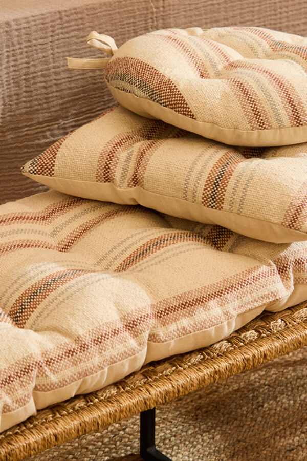 Calma House Almofada redonda riscas para cadeira em tons terrosos Peru vermelho