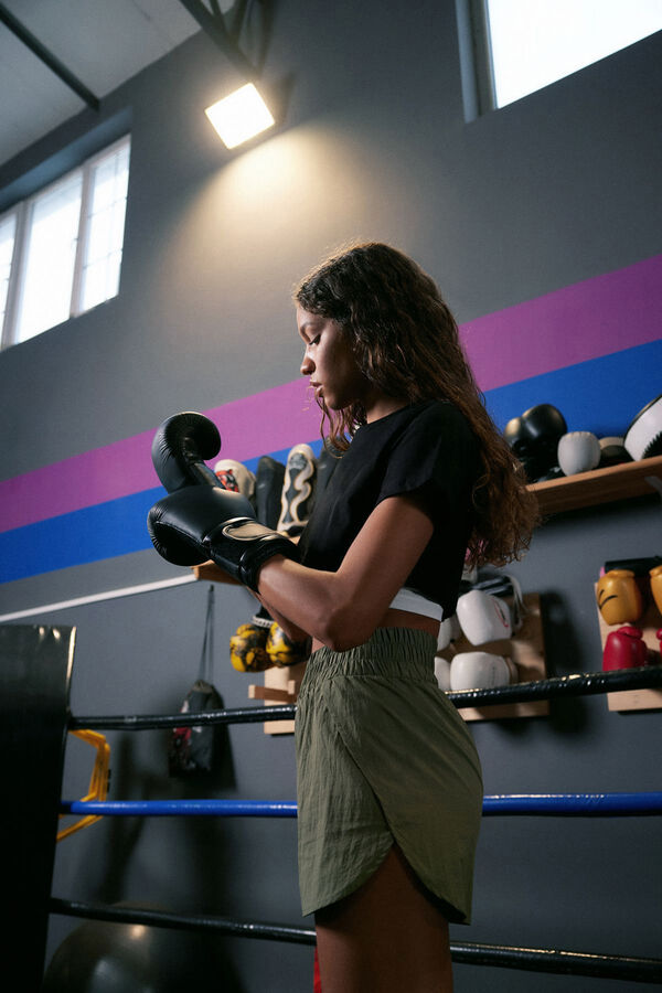 Trendyol Two-layer black and white short trainers T-shirt  noir