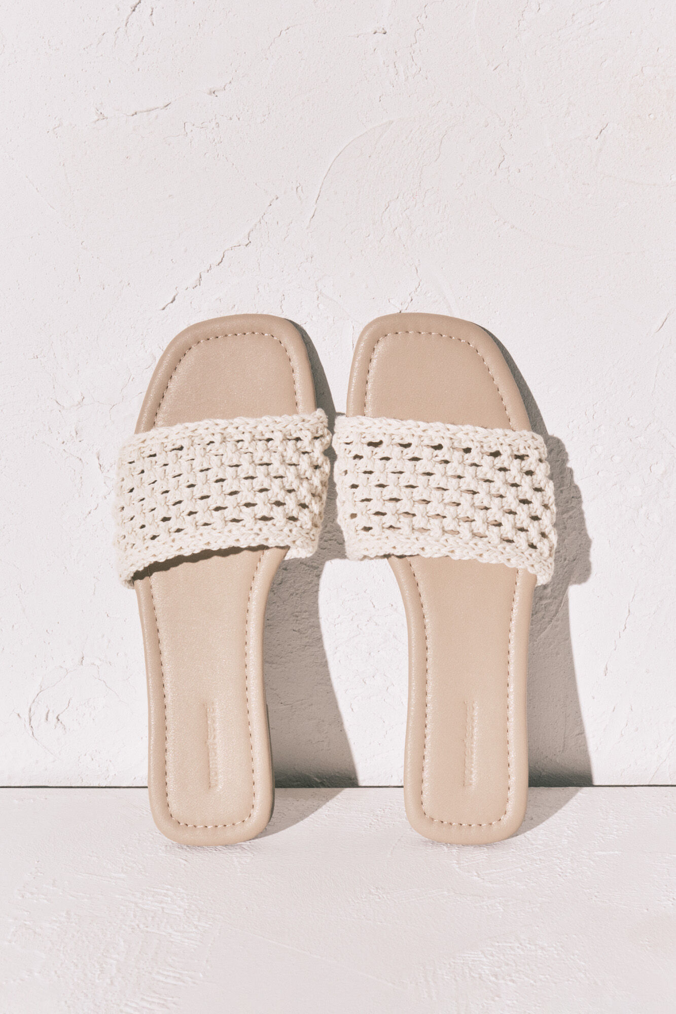 Women'secret Beige crochet sandal
