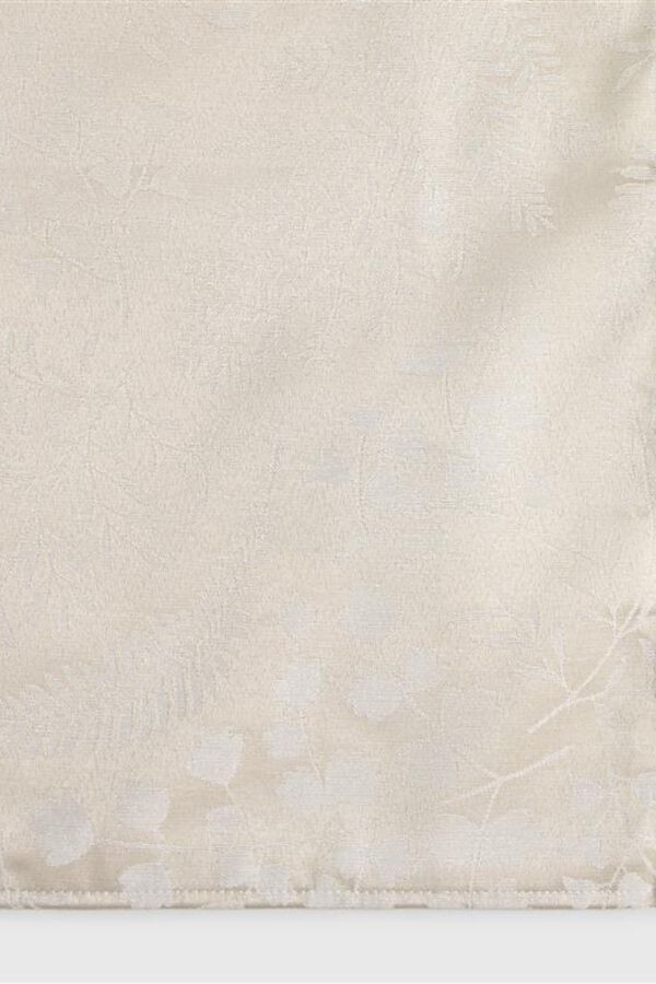 Textura Jacquard resin-coated stain-resistant tablecloth brown