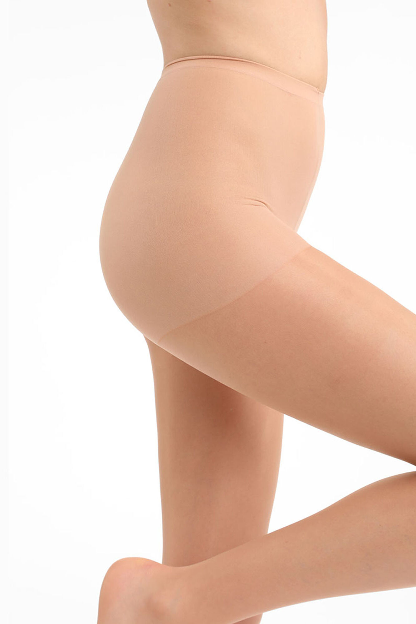 DIM Panty con acabado satinado nude 15 DEN