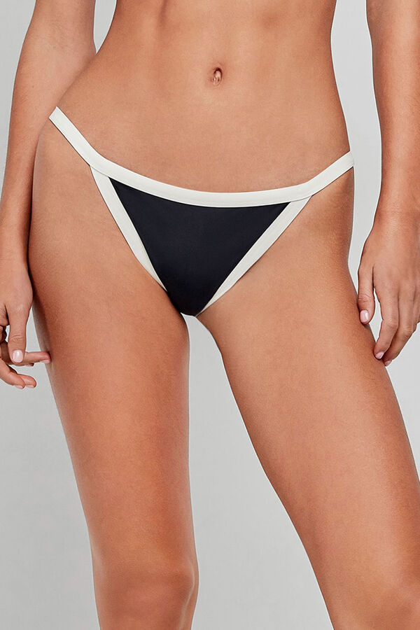 Gisela Braga bikini cl&aacute;sica negra ribete negro