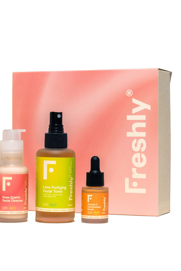 Freshly Cosmetics Vitamin C Essential Routine Bela