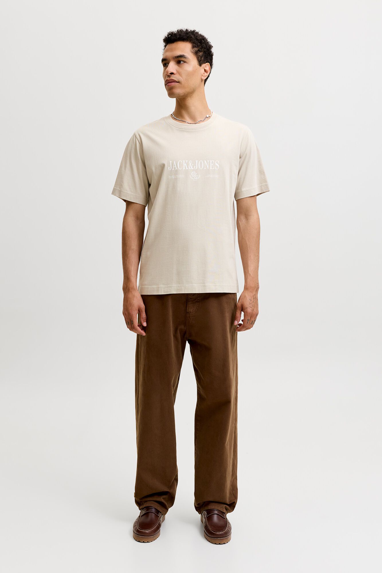 Jack & Jones T-shirt regular em algod&atilde;o