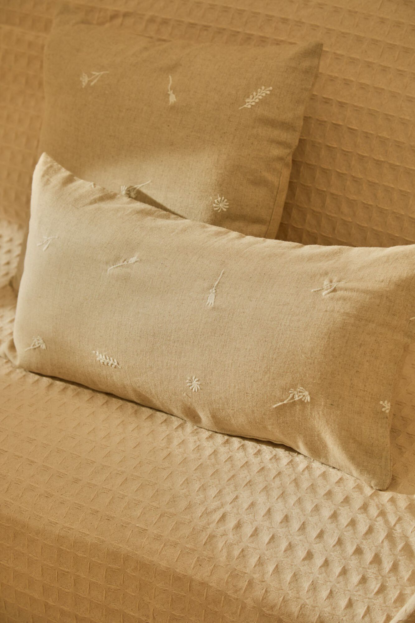 Calma House Funda coj&iacute;n lino lyocell algod&oacute;n 30x60