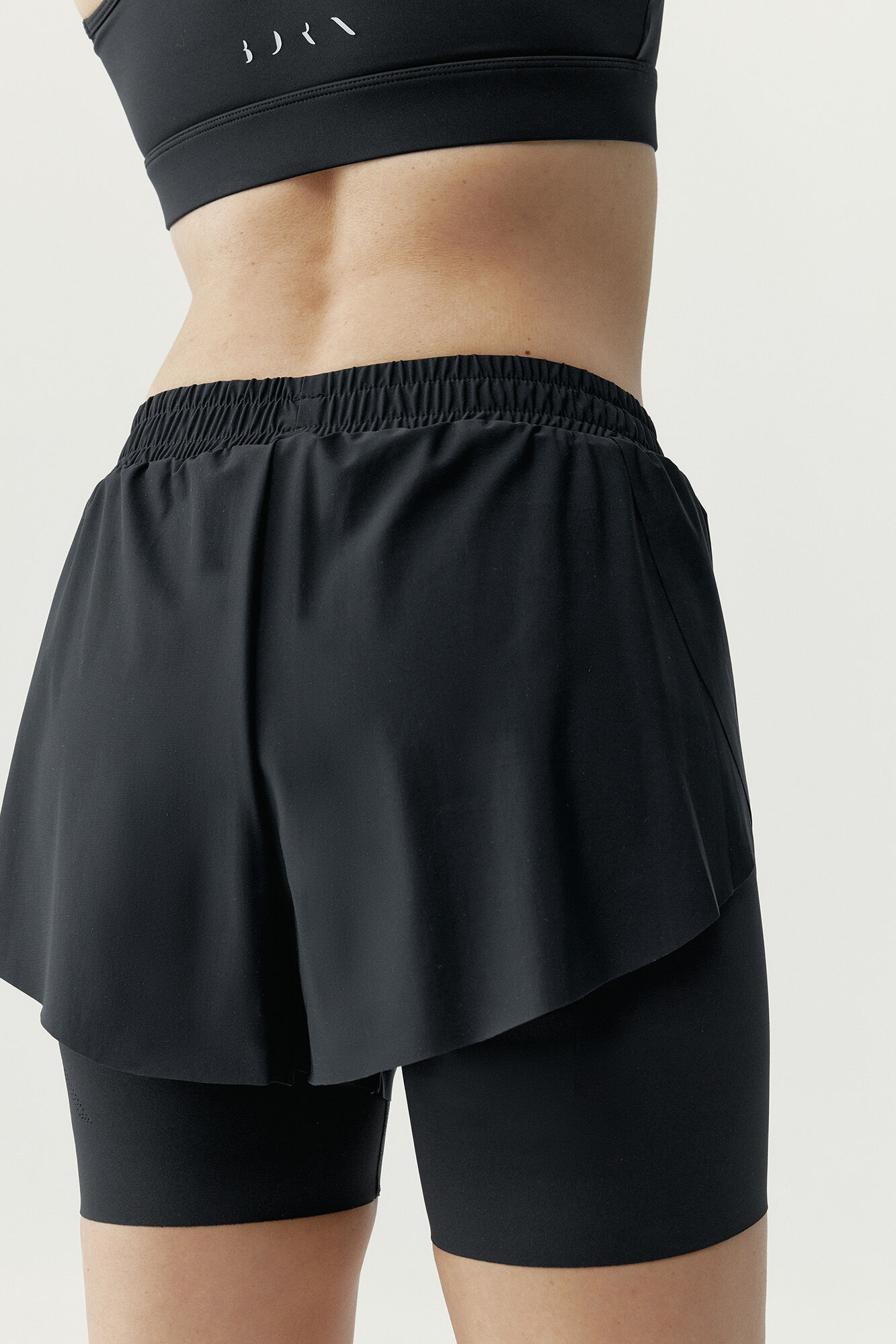 Born Living Yoga Short deportivo Bikila&nbsp;negro
