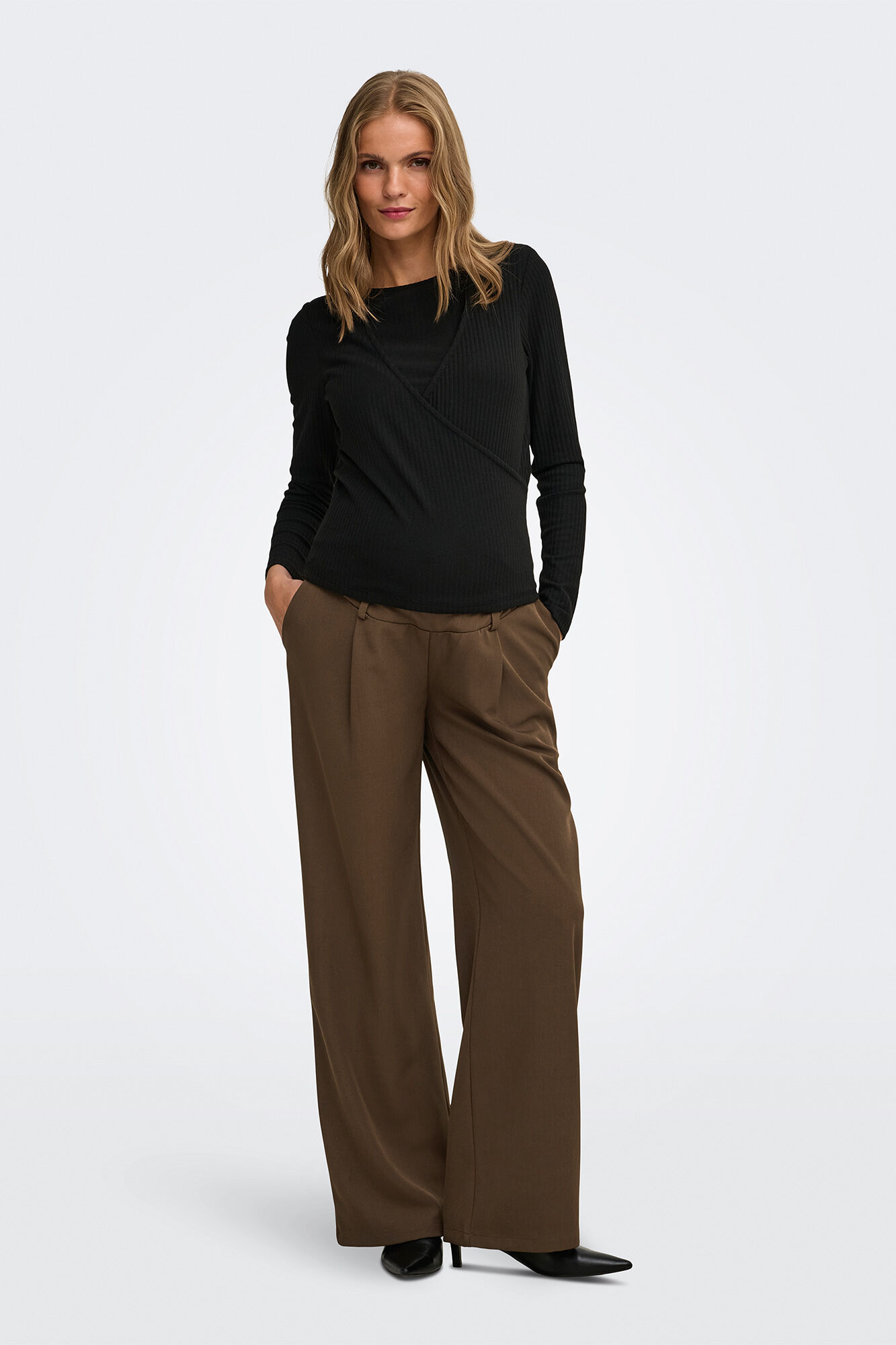 Only Maternity Cal&ccedil;a reta maternity