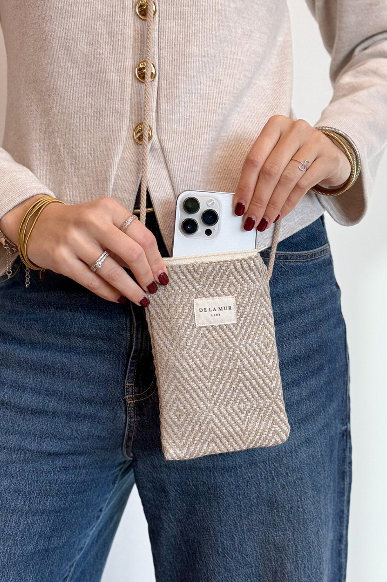 De La Mur Bolsito Porta M&oacute;vil Arena