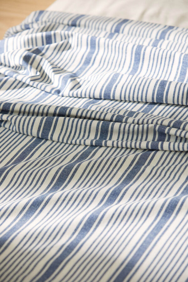 Calma House Haiti blue striped recycled cotton quilt bleu