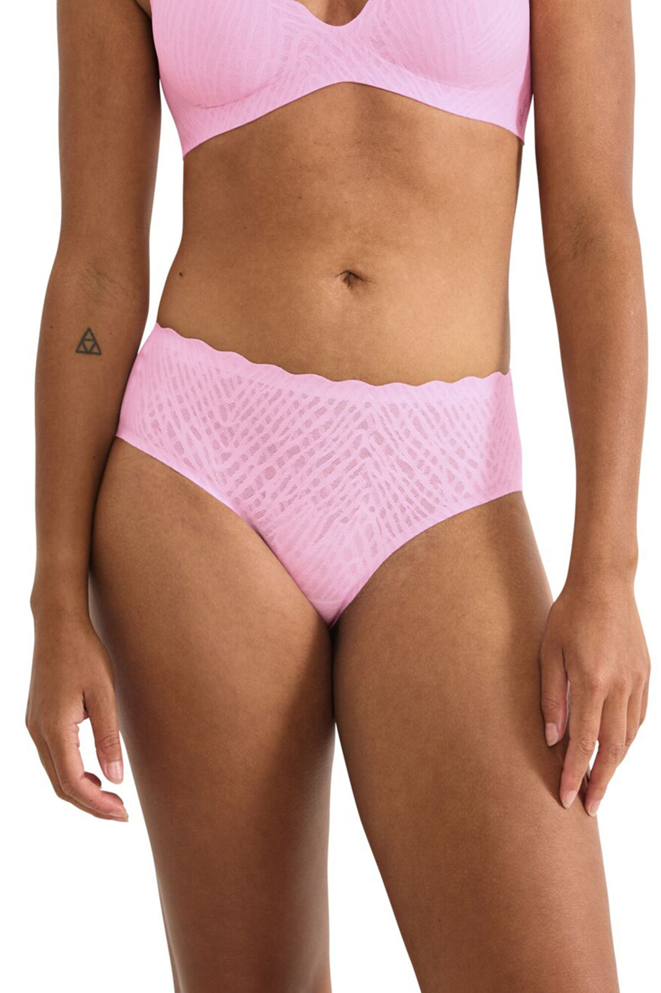 Sloggi Braga cl&aacute;sica cadera encaje invisible