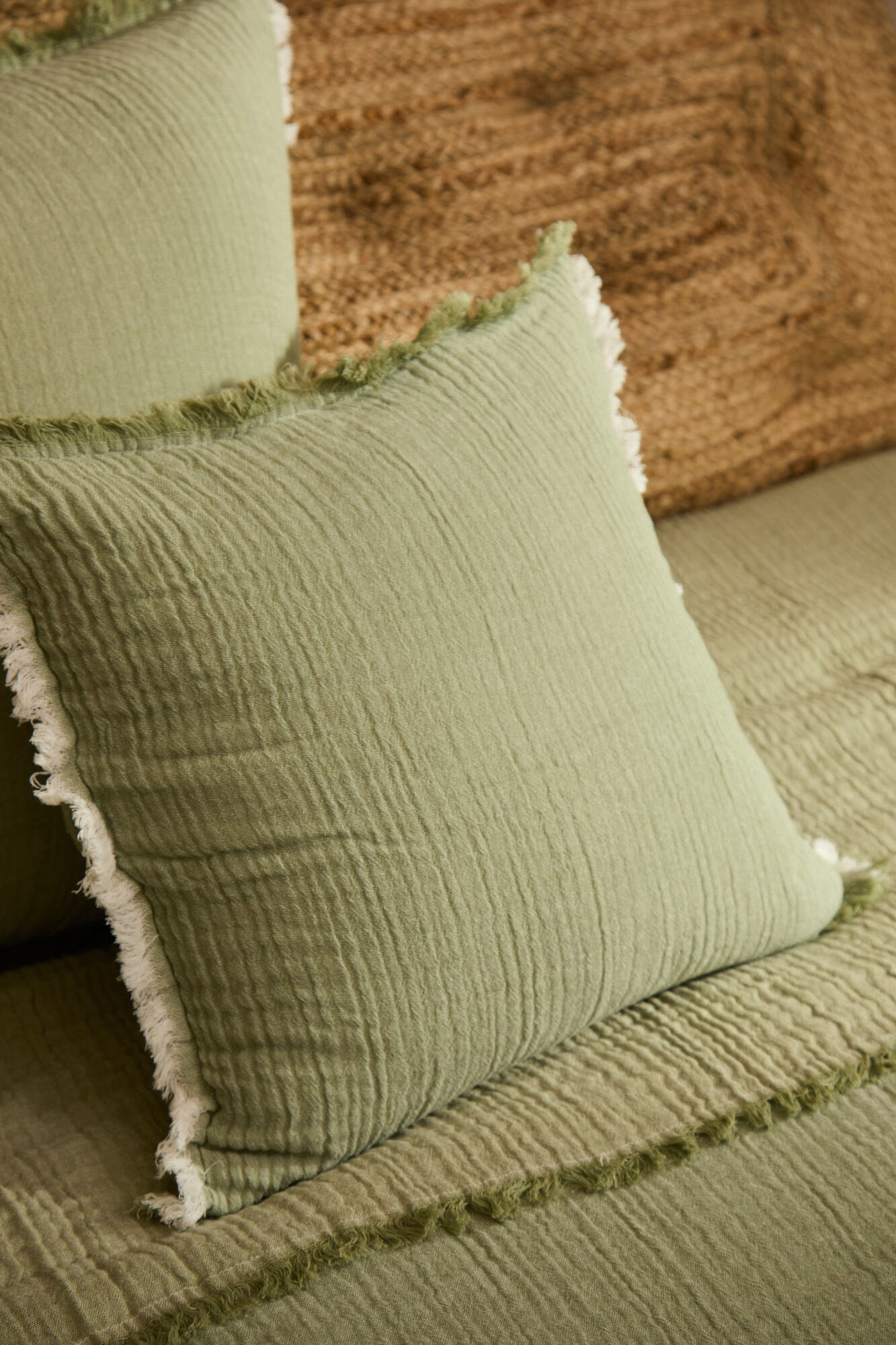 Calma House Lagenf&ouml;rmiger H&uuml;lle aus gr&uuml;nem Baumwollmusselin