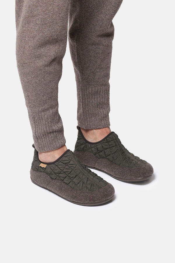 Toni Pons for men Slipper in Felt and Puffer Fabric printed