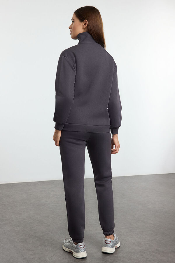 Trendyol Conjunto ch&aacute;ndal jogging felpa polar gris gris