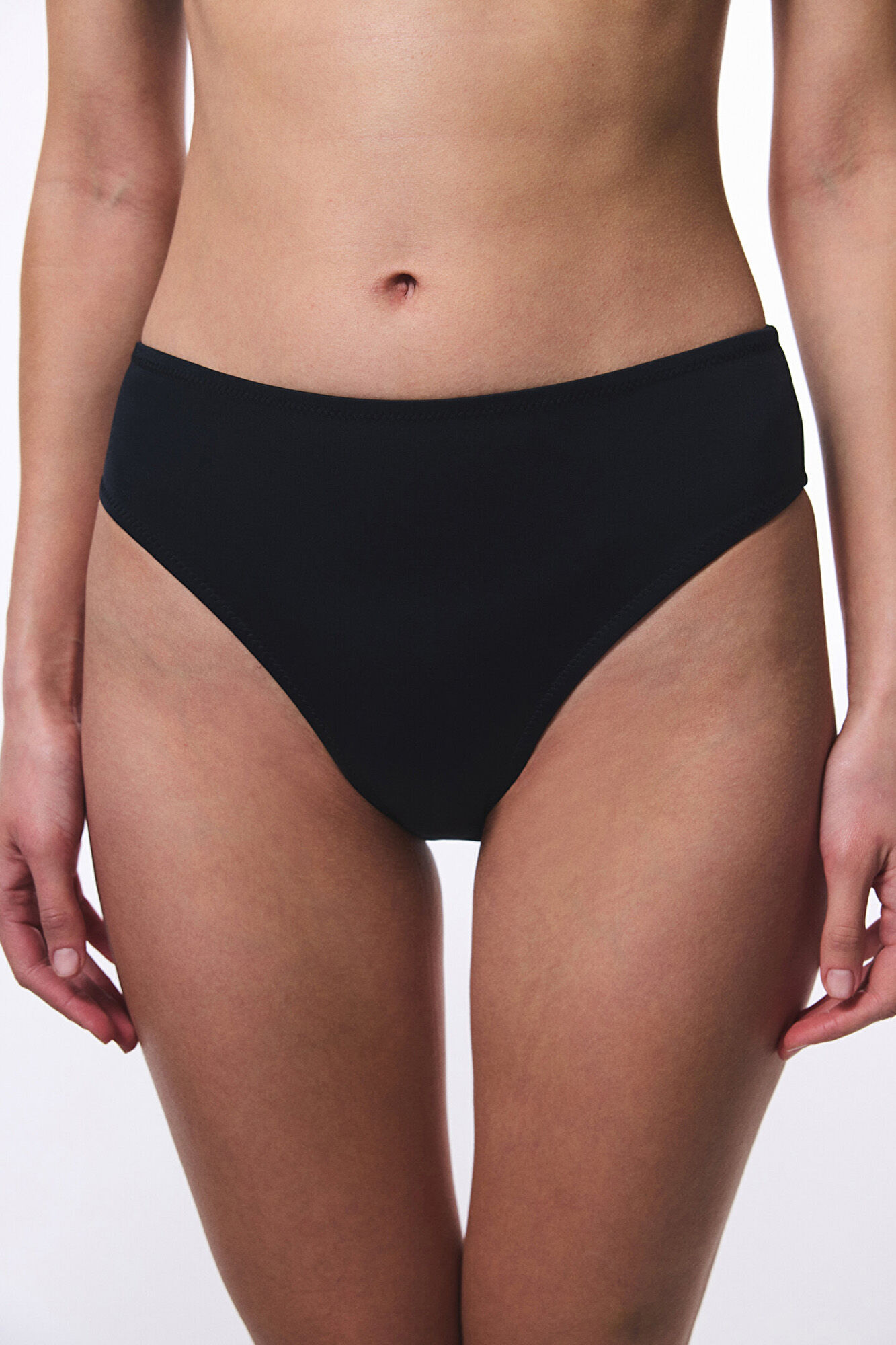 Penti Braga midi de bikini negra