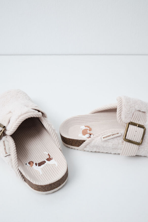Women'secret Pantoufles sabots en peau de mouton beige