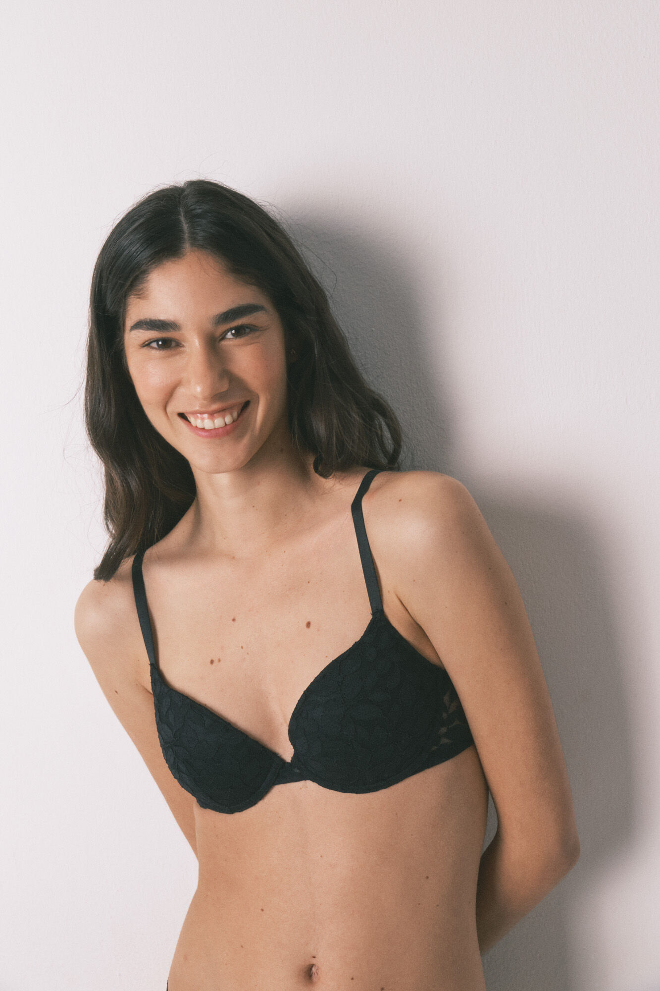 Women'secret Sujetador cl&aacute;sico BEAUTIFUL relleno encaje negro