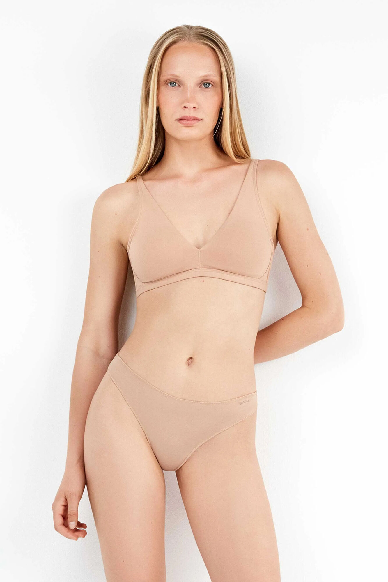 Gisela Slip Brazilian mit Spitzenborte und Spitzen an den Seiten