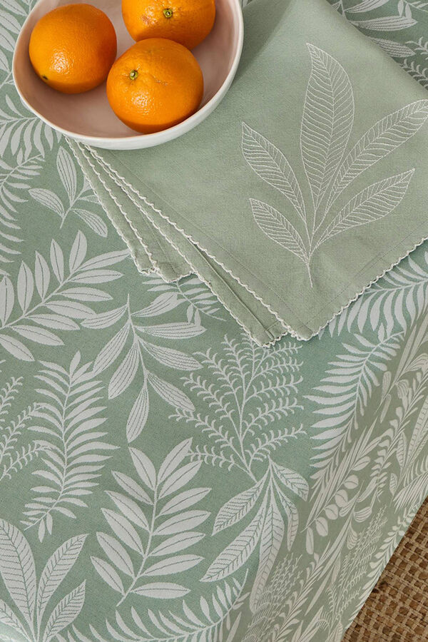 Textura Jacquard stain-resistant tablecloth green