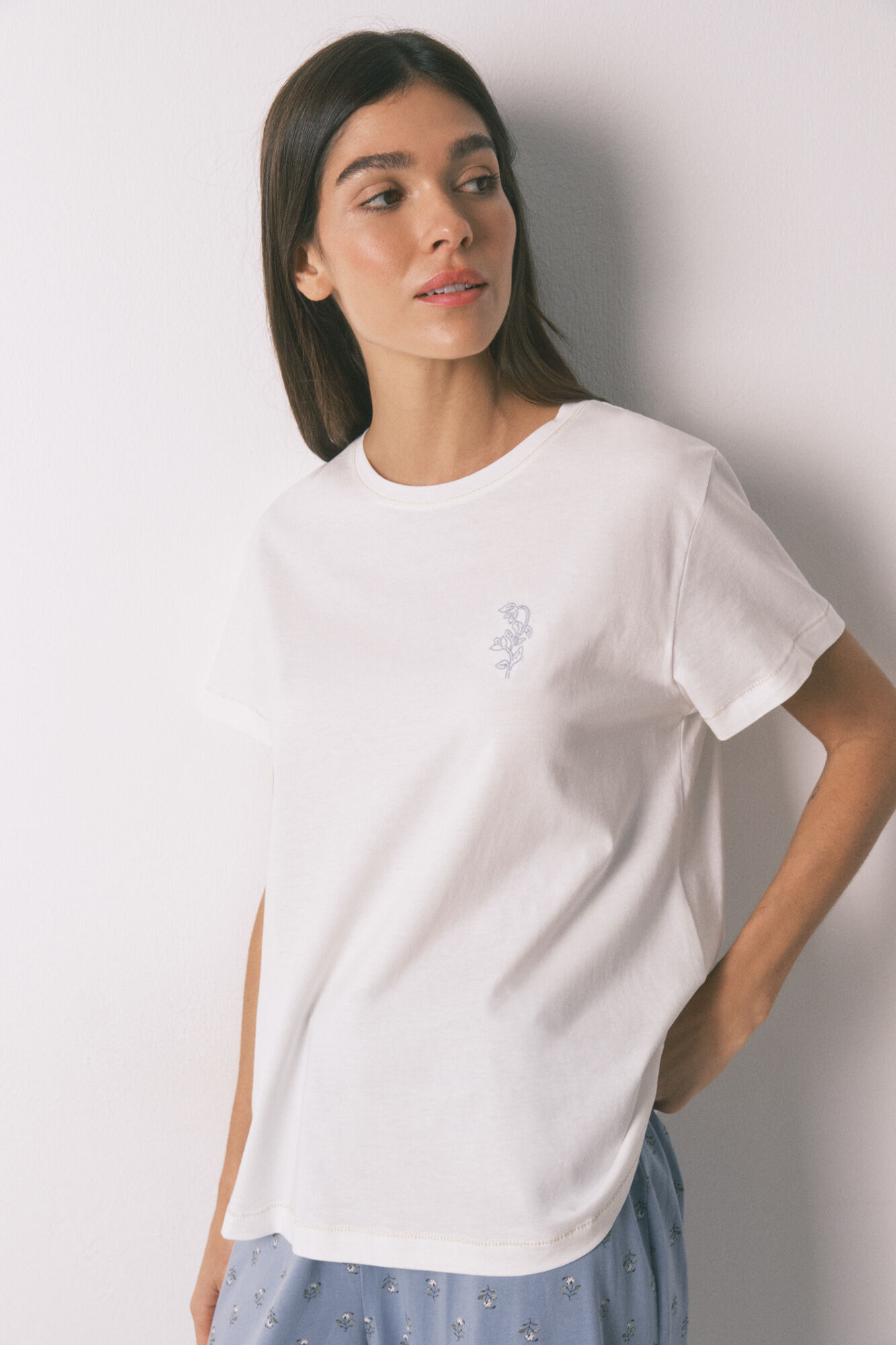 Women'secret Duga pidžama sa kratkim rukavima i cvećem