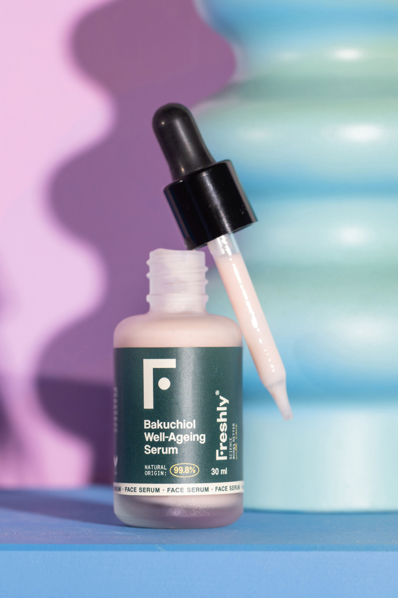 Freshly Cosmetics Mini s&eacute;rum de bakuchiol efecto Well Ageing (15ml)