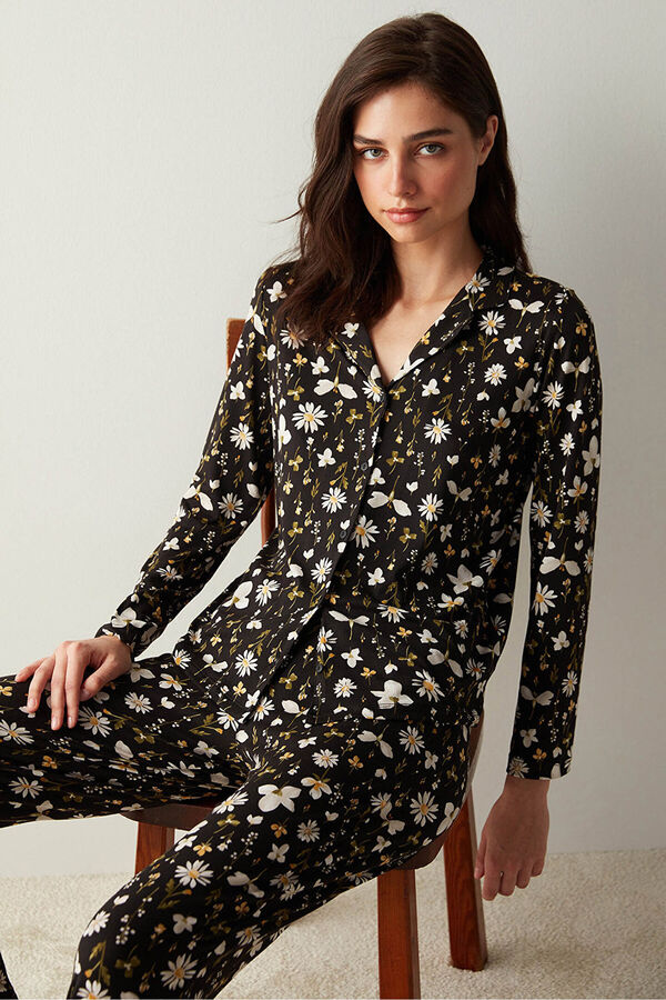 Penti Long pyjamas with floral details noir