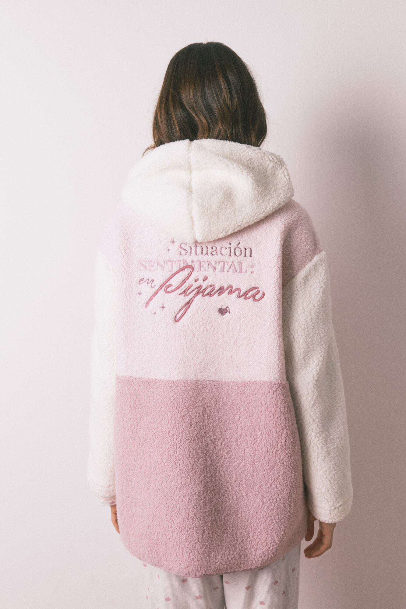 Women'secret Bata La Vecina Rubia borreguito capucha