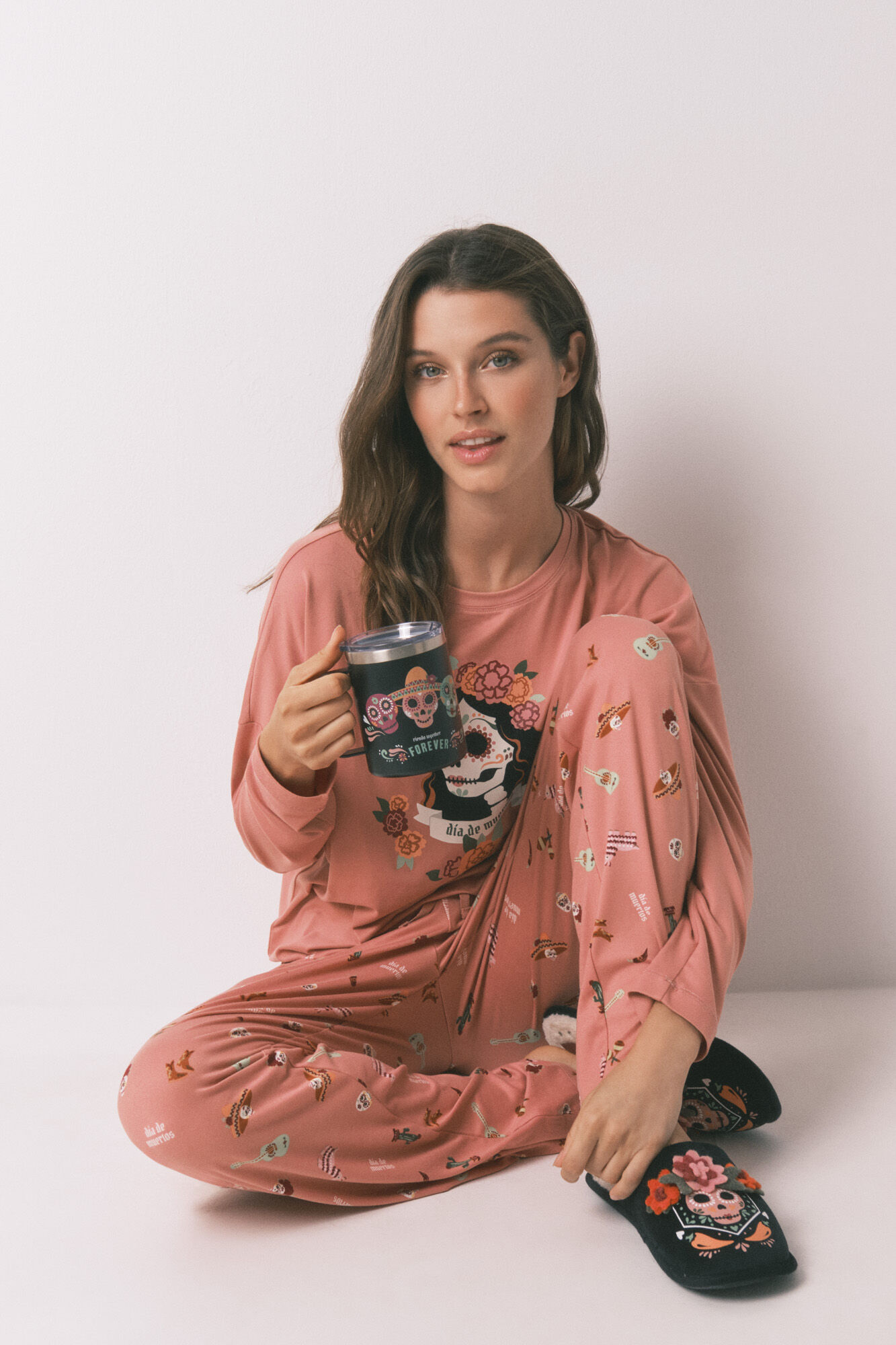 Women'secret Long pyjamas pink fleece "La Catrina" 
