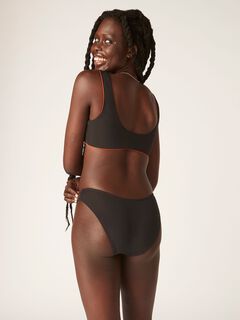 Womensecret Braga bikini brasileña menstrual nailon reciclado negra absorción ligera moderada preto