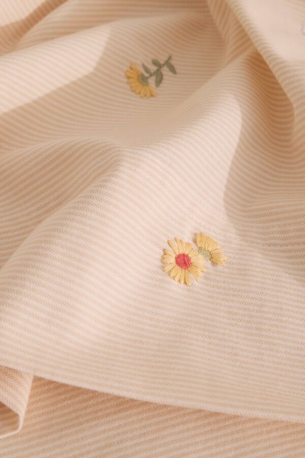 Textura Embroidered sheet nude
