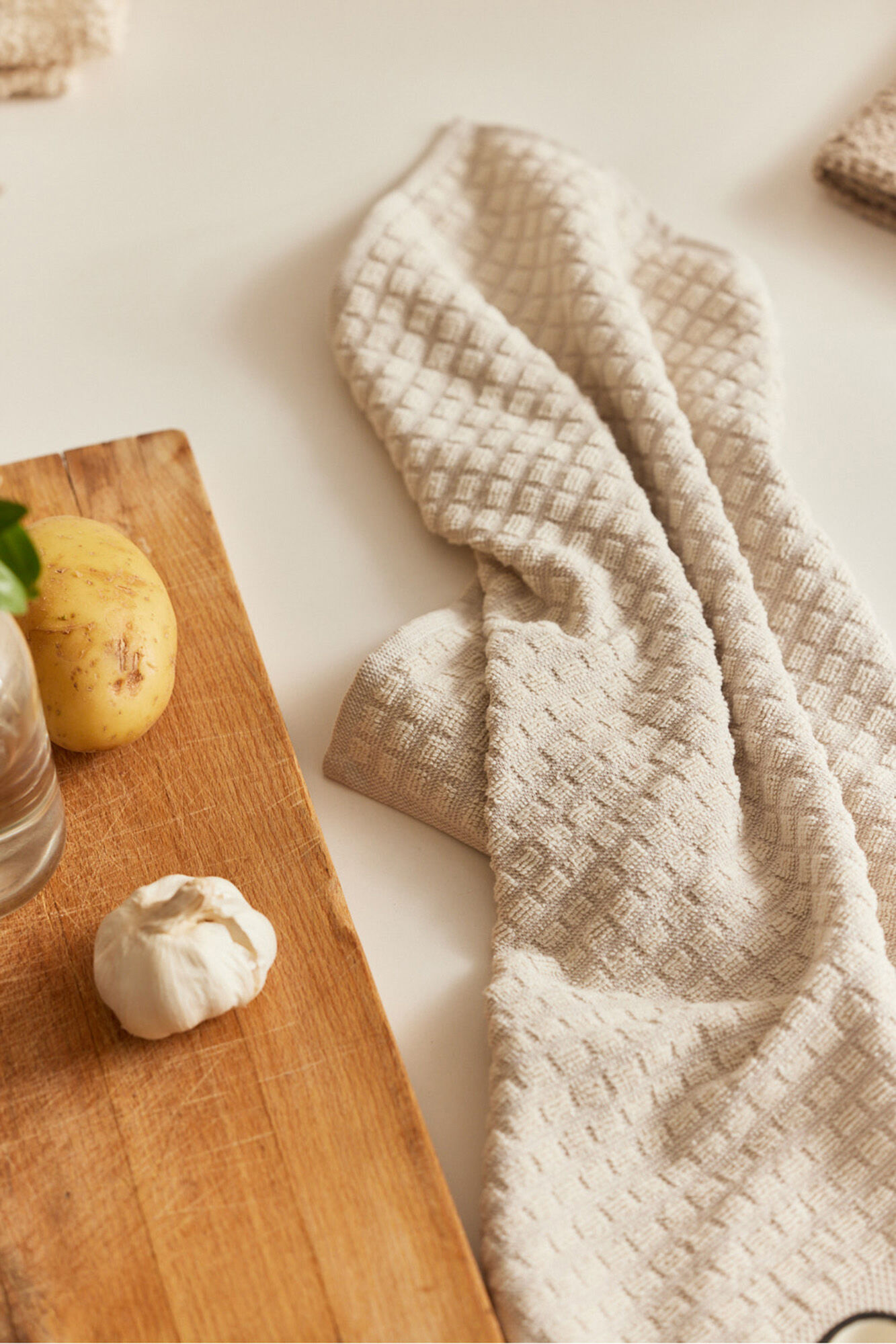 Calma House Set mit 2 k&uuml;chent&uuml;chern aus baumwolle in oporto-senfgelb