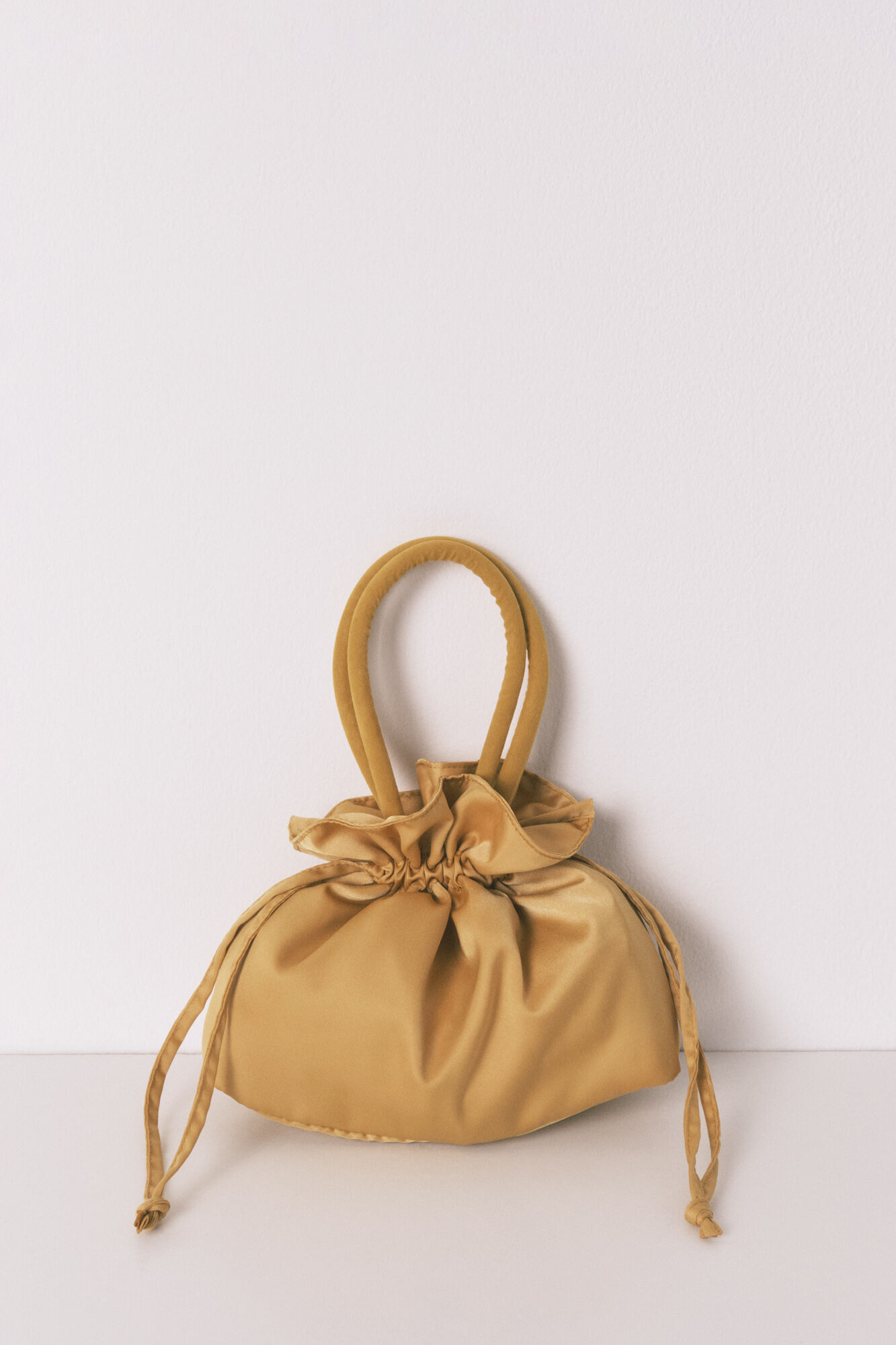 Women'secret Mustard print satin vanity case