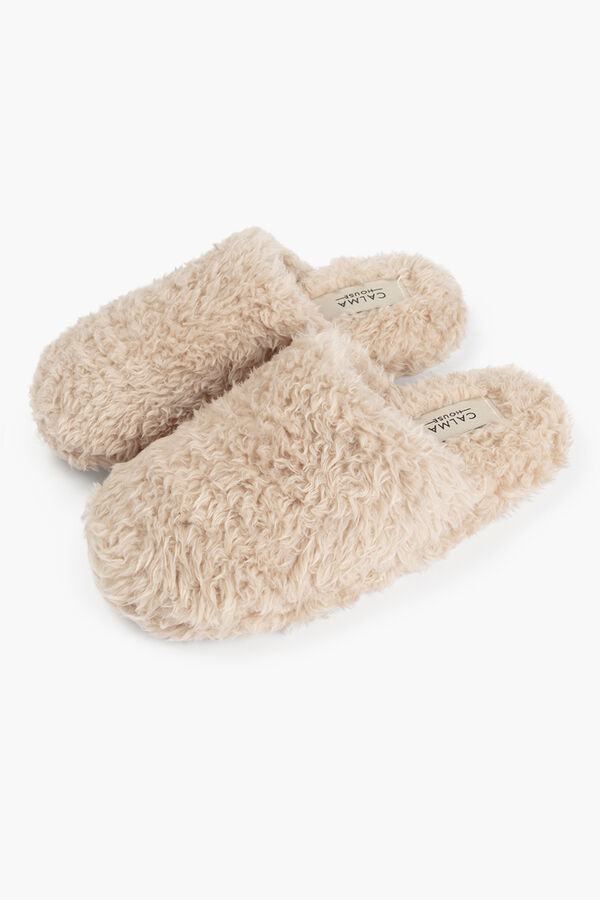 Womensecret Slippers for wearing around the house 