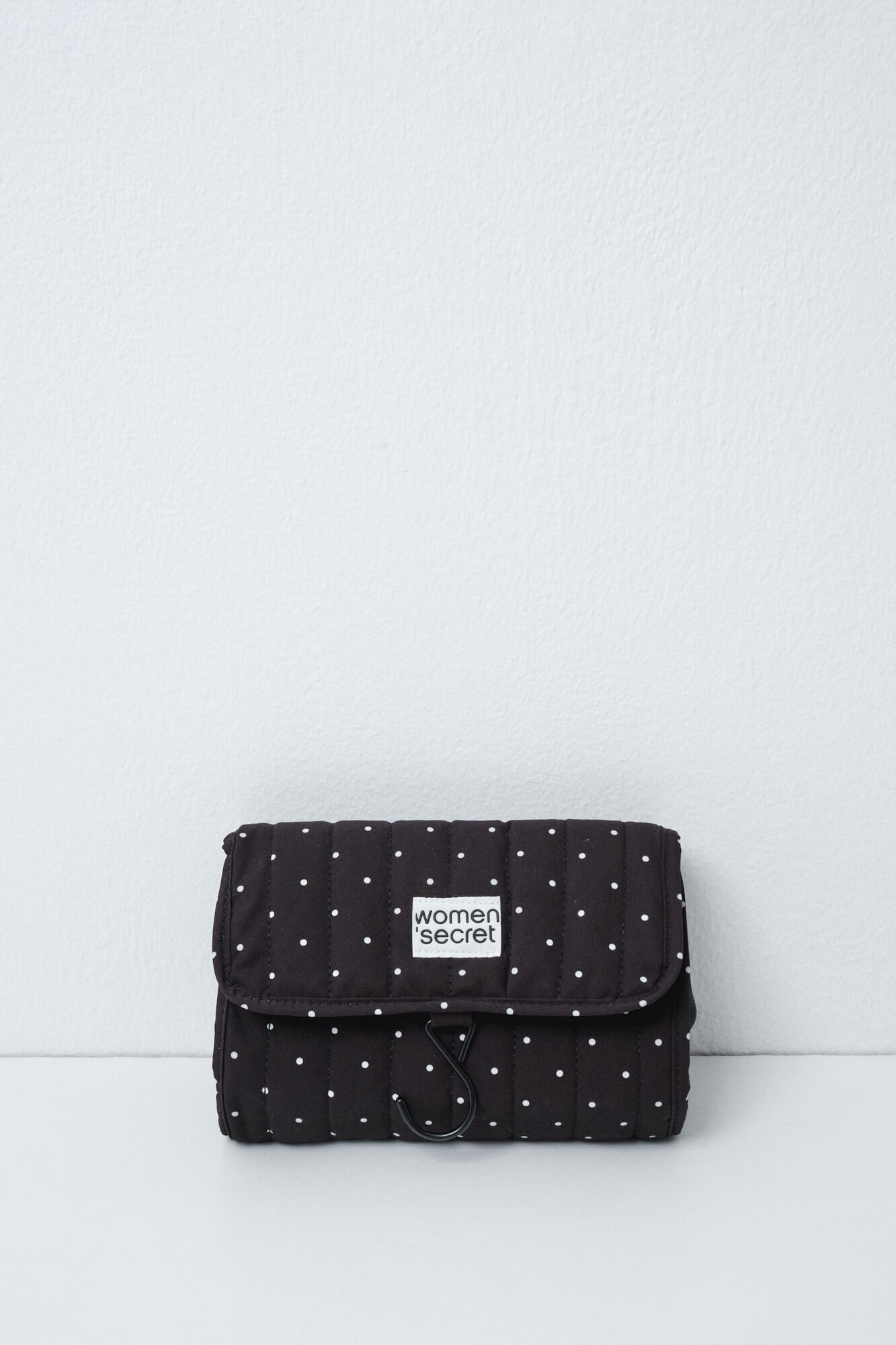 Women'secret Black polka-dots vanity case wallet pack