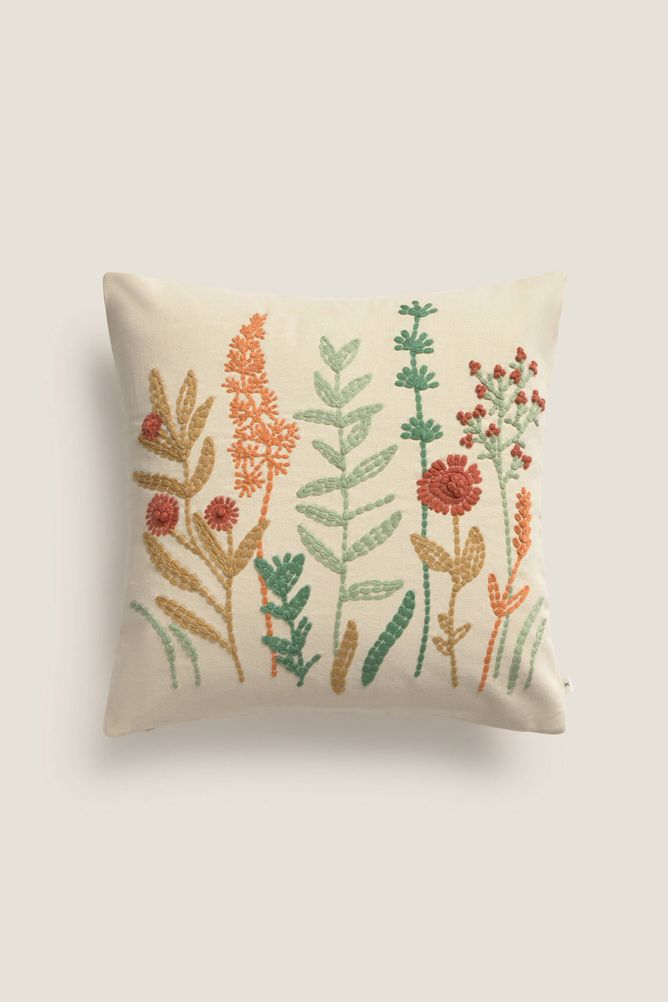 Textura Capa de almofada de algod&atilde;o com detalhes de plantas e flores no centro