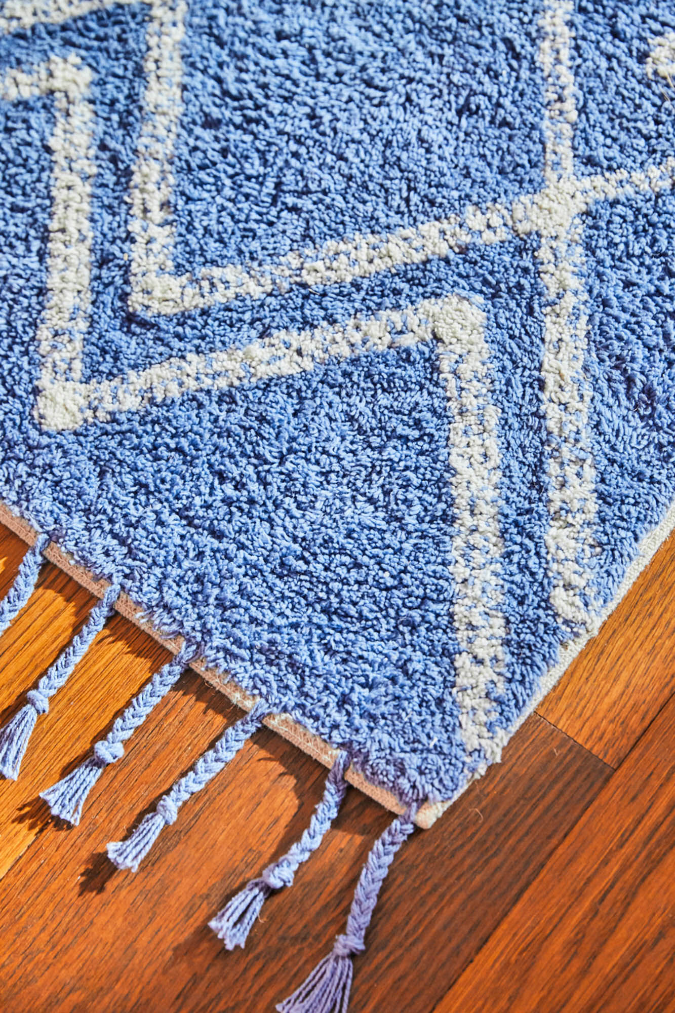 Calma House Getuftete badematte blau fauve