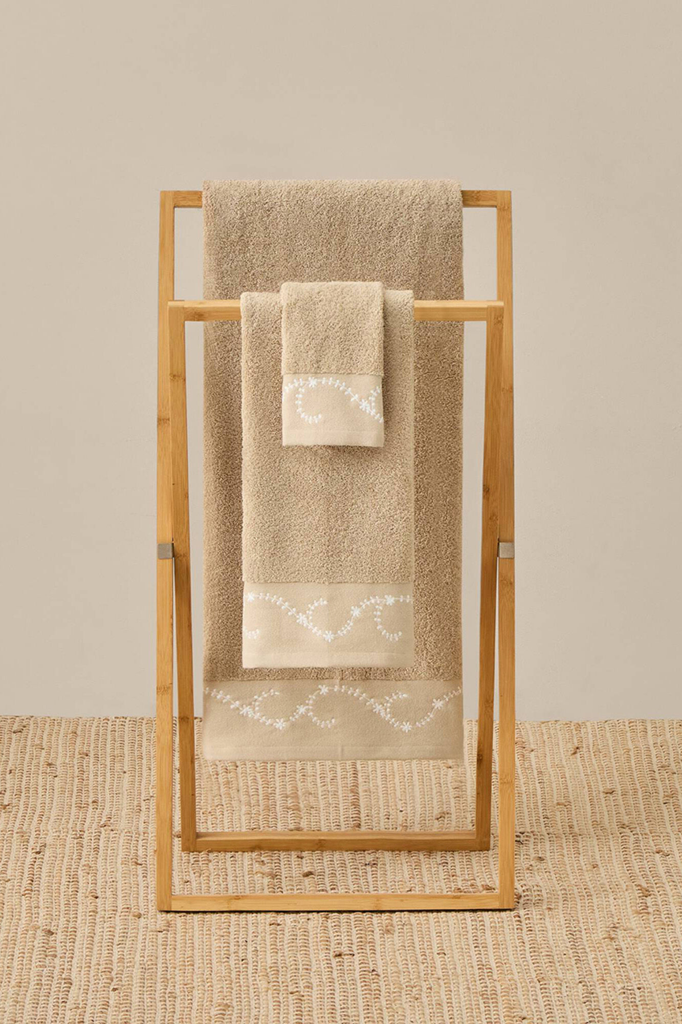 Textura Toalla rizo bordado