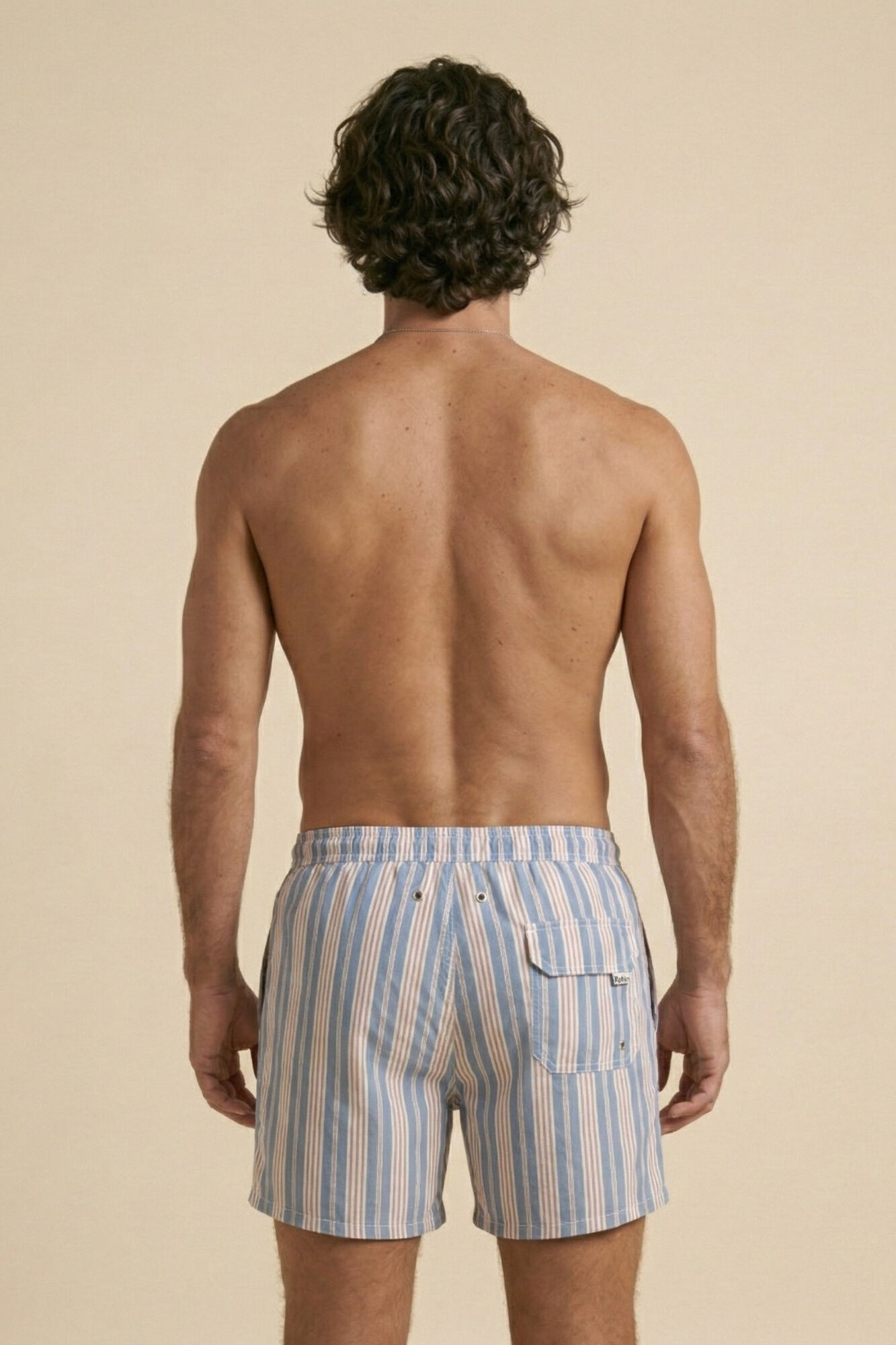 Robin Ba&ntilde;ador Ostuni