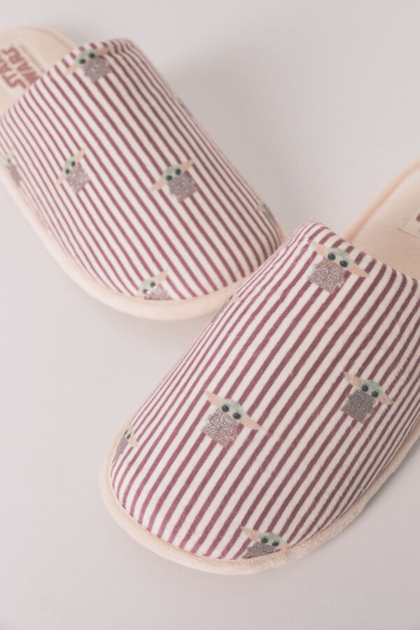 Women'secret Striped Baby Yoda slippers red