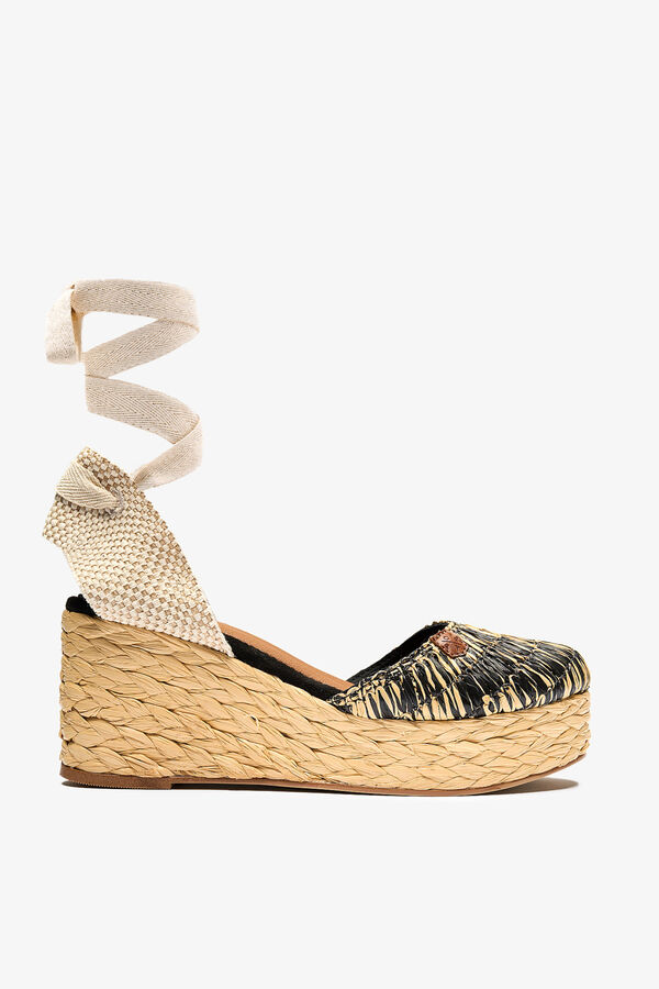 Popa Zushi raffia low wedge sandal black