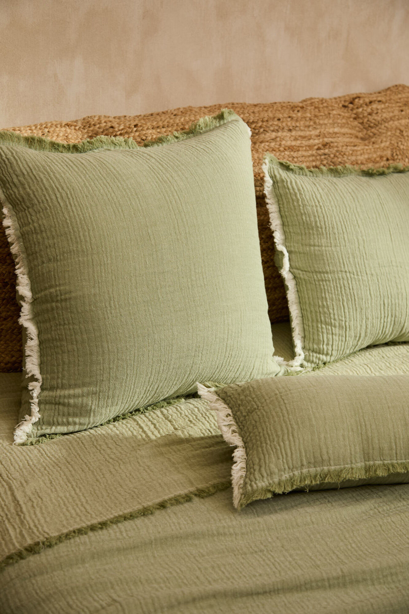 Calma House Lagenf&ouml;rmiger H&uuml;lle aus gr&uuml;nem Baumwollmusselin