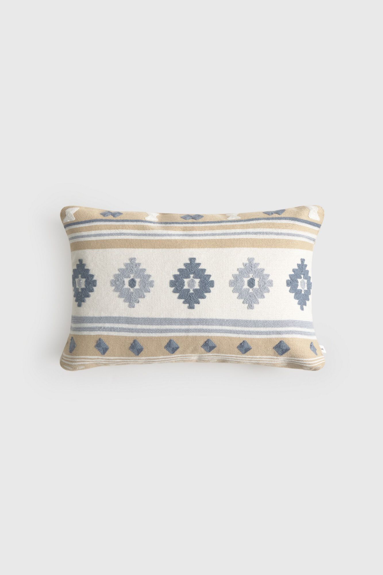 Textura Geometric design yarn-dyed cushion case