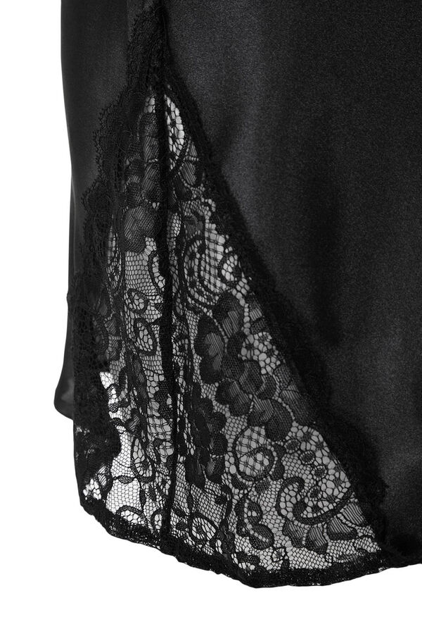 Trendyol Camis&oacute;n sat&eacute;n negro detalles encaje&nbsp; negro