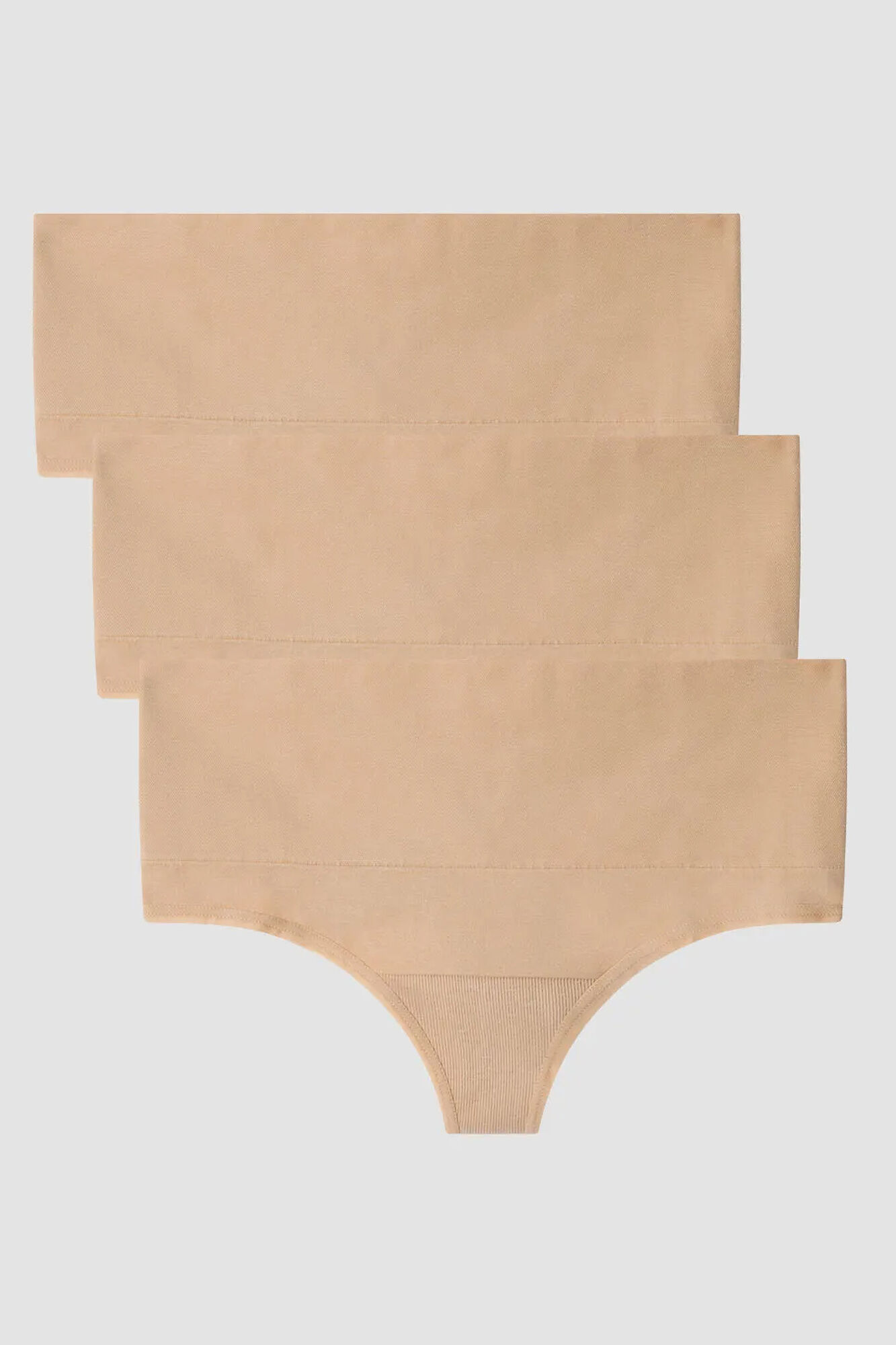 Gisela Tanga alto sin costura