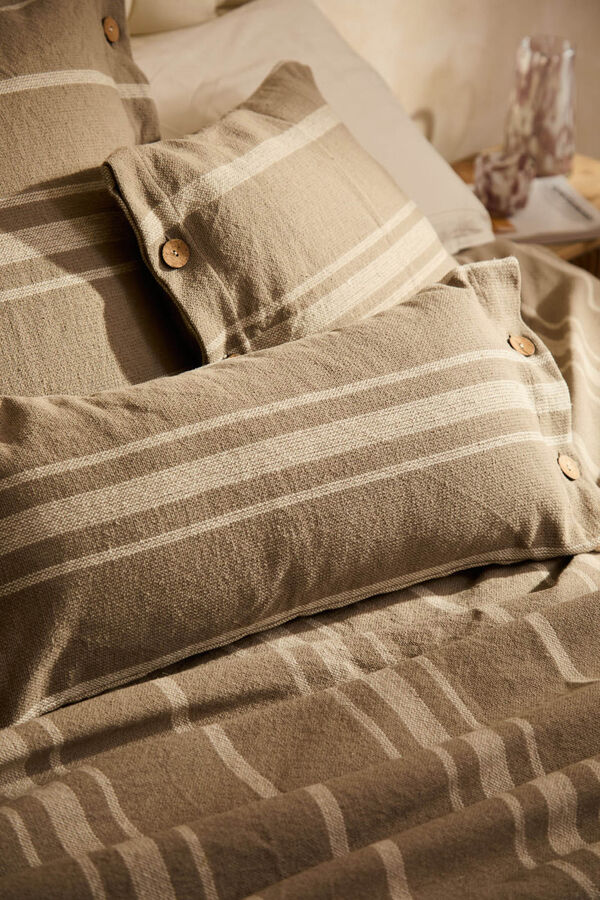 Calma House Funda de coj&iacute;n rectangular a rayas crudas con botones Sorento beige