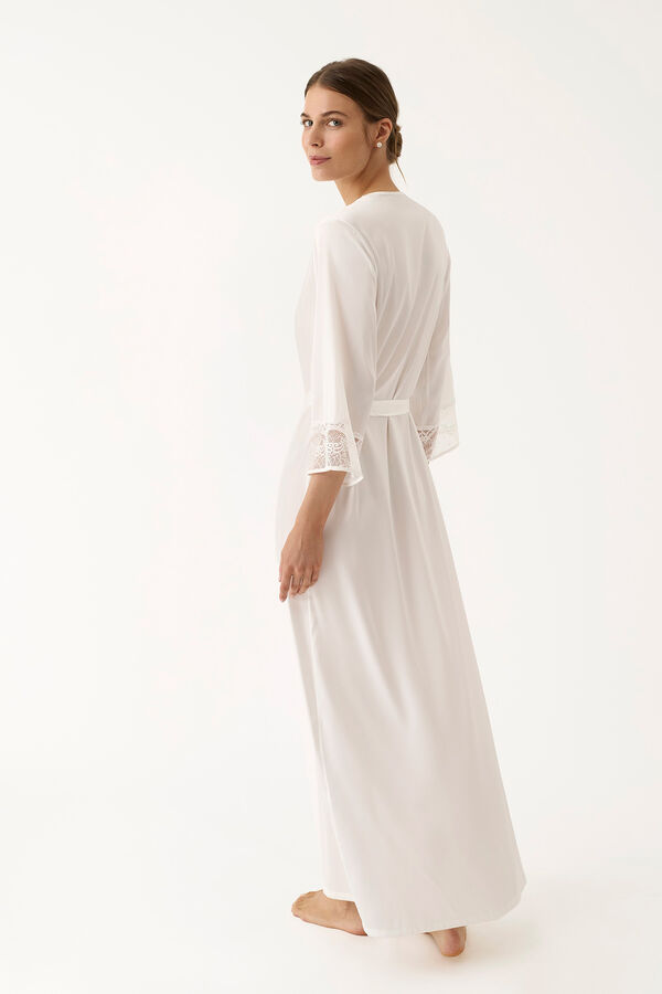 Promise Bata kimono larga lencero blanco marfil