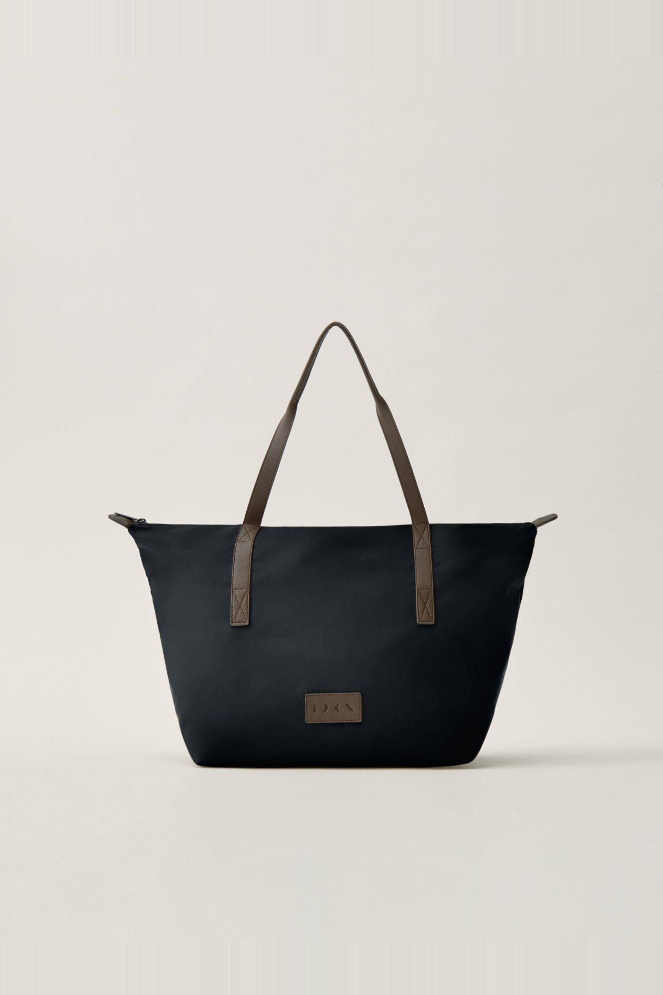 Born Living Yoga Schwarze Daily Tasche