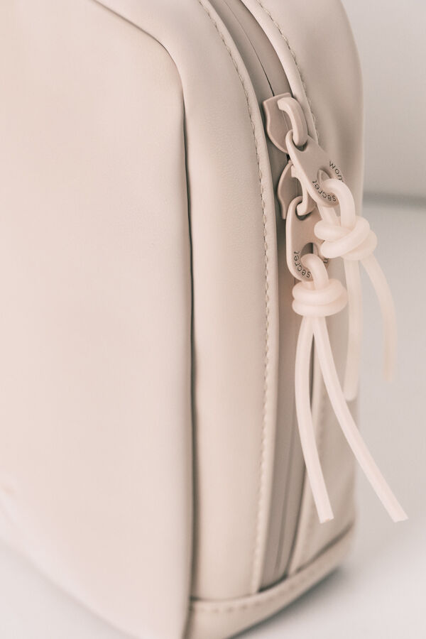 Women'secret Beige large vanity case nude