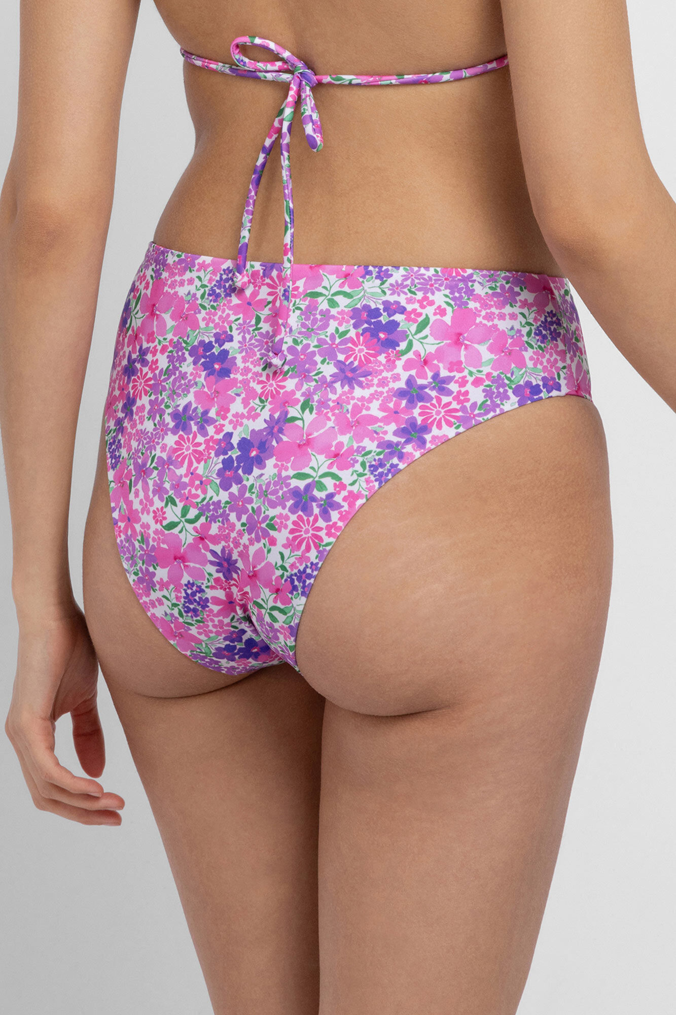Dorina Cueca de corte alto Es paradis